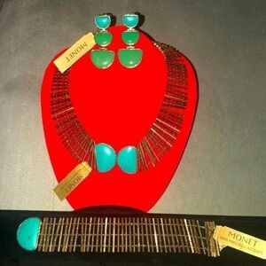 Vintage Turquoise Inspired Gold tone Necklace Bracelet & Earrings Set “ Monet “